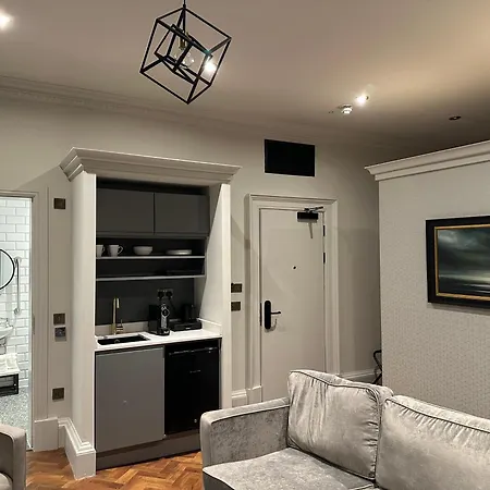 King Street Aparthotel-3